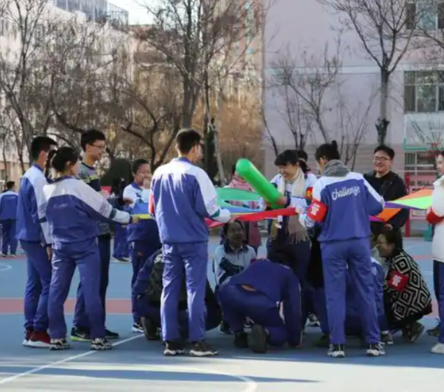 做出最棒的滑翔机争夺最好成绩校园软硬件全方位提高 做出最棒的滑翔机争夺最好成绩校园软硬件全方位提高